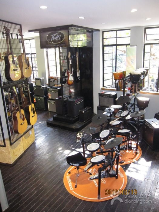 艾威樂器品牌零售店 樂器零售的專業(yè)之選